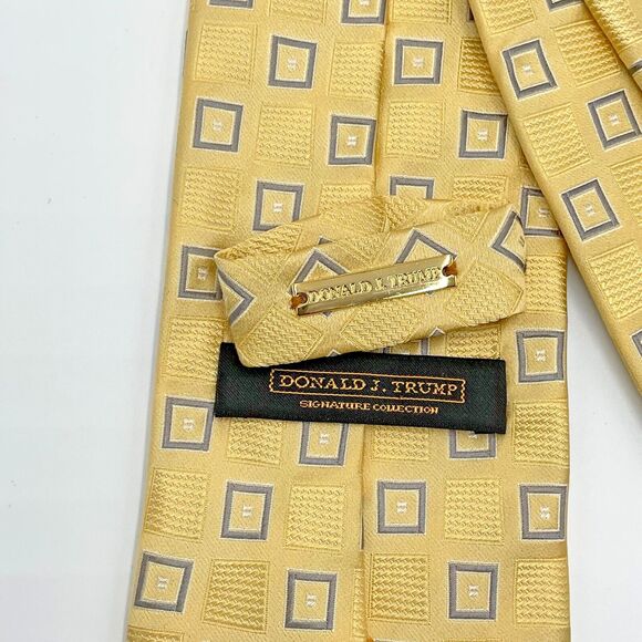 Donald J. Trump Tie Luxury Geometric Gold Silk‎ Signature 60" President Designer - Picture 4 of 6